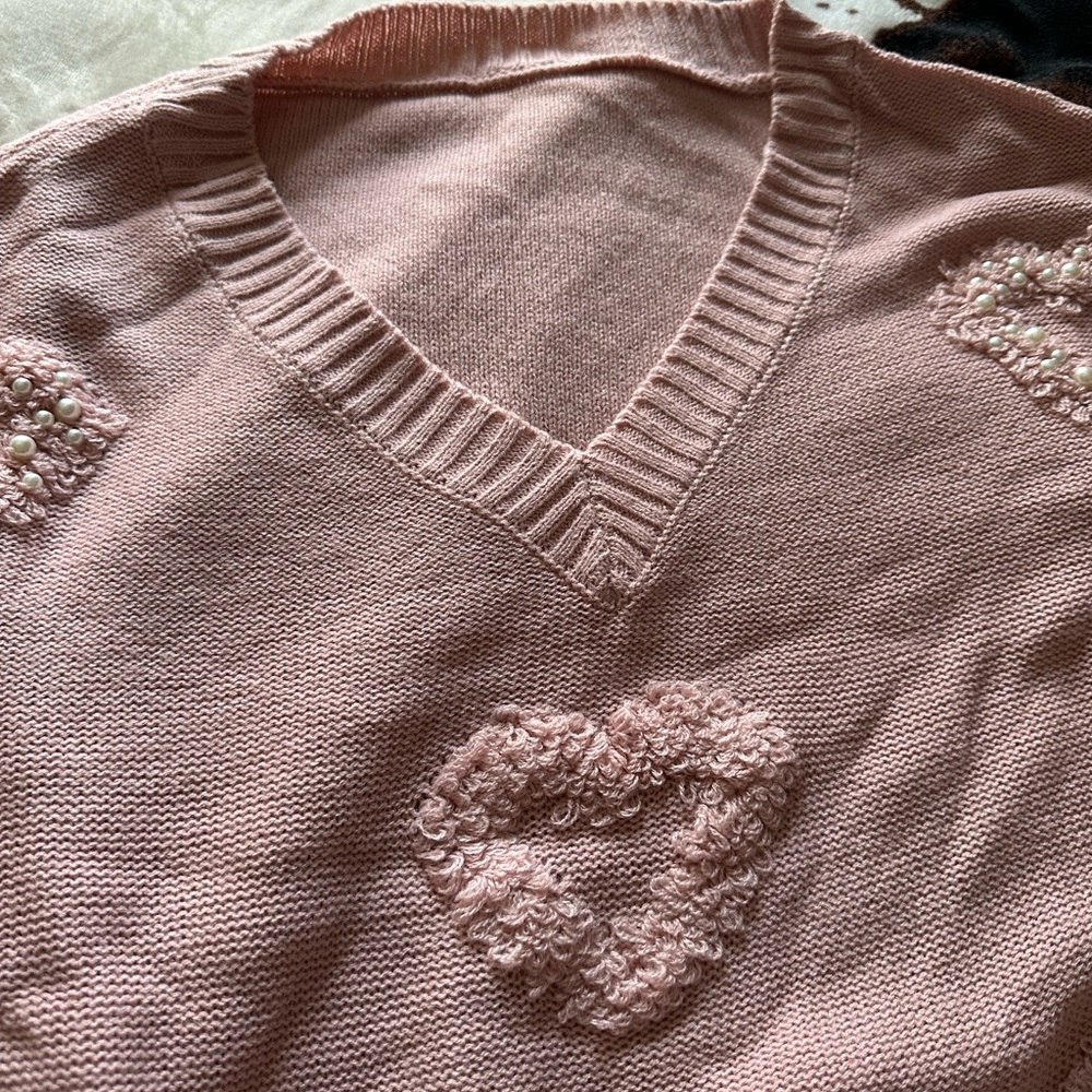 Pink Heart Patterned Women's Sweater - Picture 5 of 9